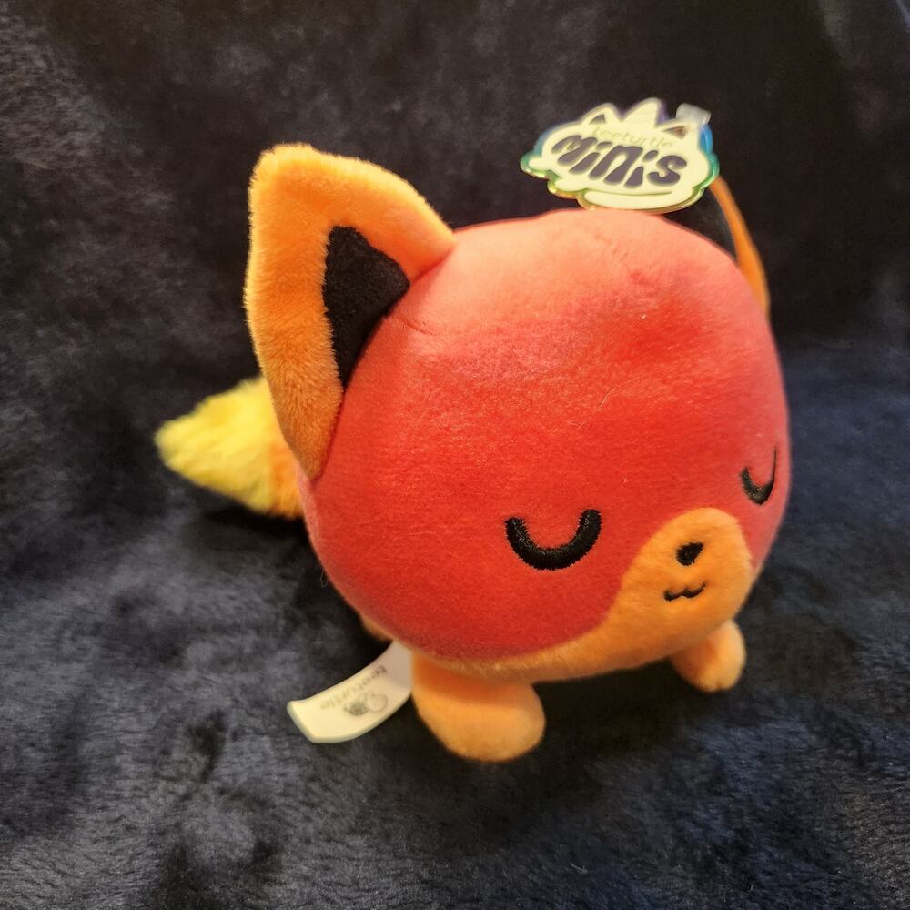 TeeTurtle 2017 Rare Collectible Kawaii Red Fire Fox Kitsune Plush - Vaulted HTF